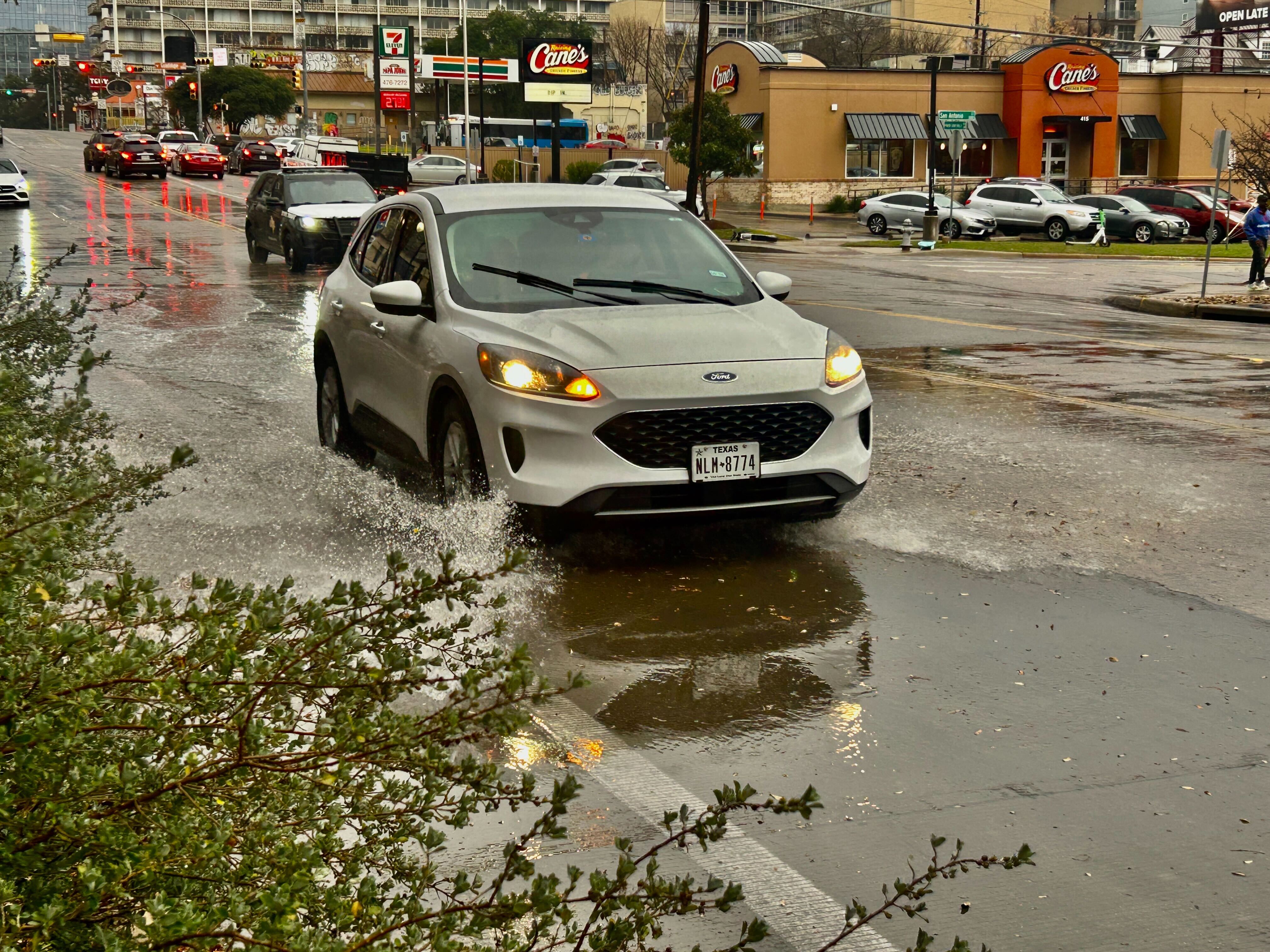 Rain drenches Martin Luther King Jr. Boulevard in Austin, Texas, on Jan. 2, 2024. (KXAN Photo/Frank Martinez)