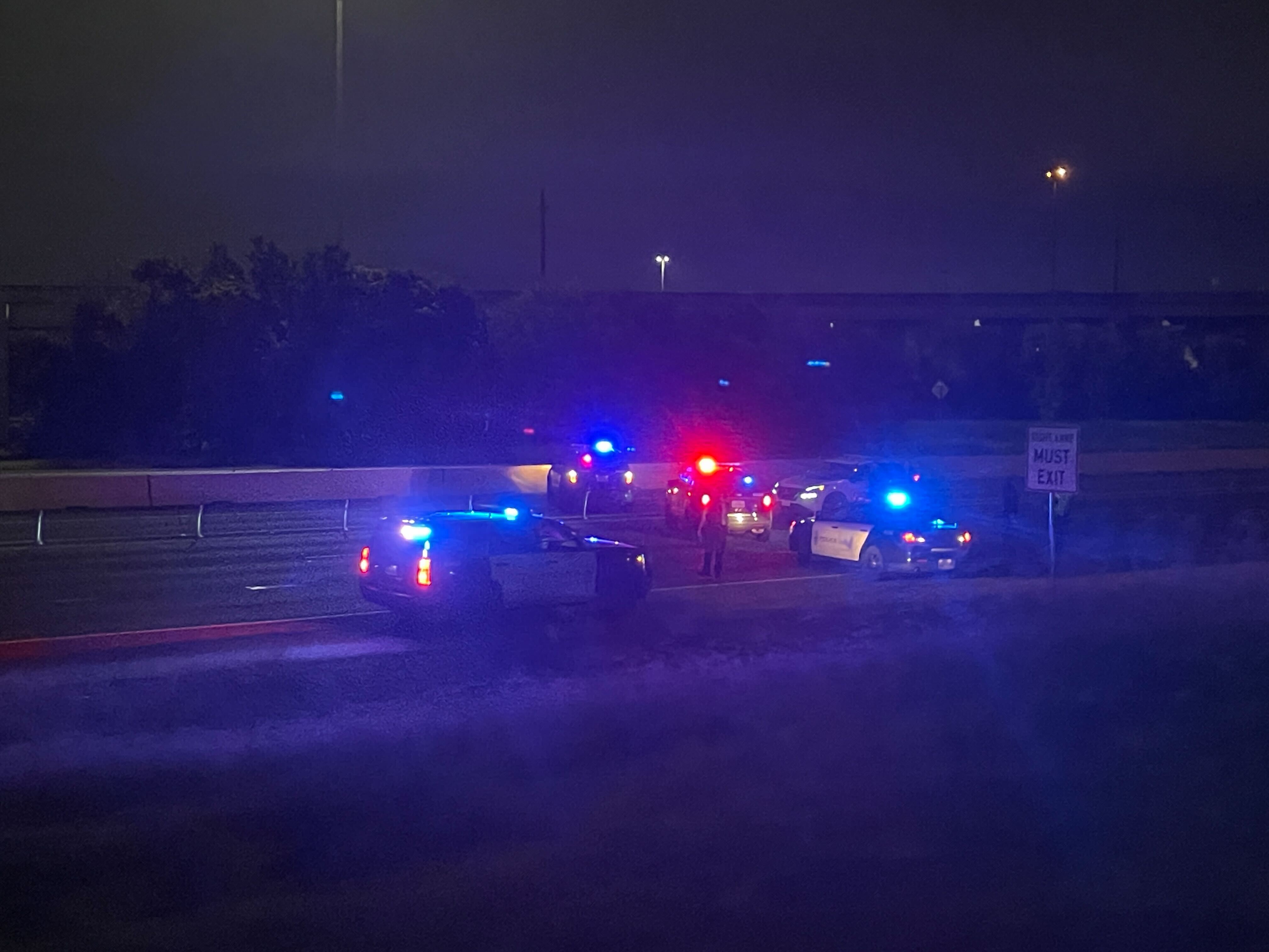Austin police investigate a deadly crash on Mopac Expressway on Nov. 9, 2023. (KXAN Photo/Lauren Ryan)